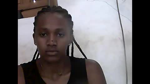 falielyse online show from October 2025 10:14:01 AM