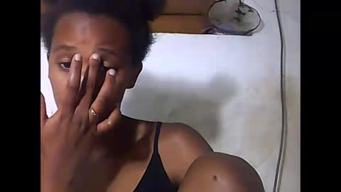 falielyse online show from October 2025 08:40:02 AM