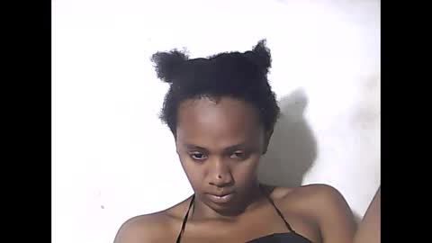 falielyse online show from October 2025 09:55:01 AM