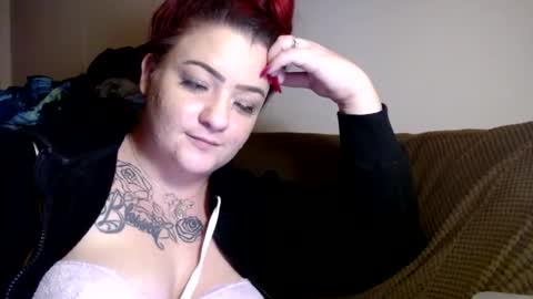 Snapshot of fallen_jezabel chatting on January 2025 08:57:02 AM fallen_jezabel online show from January 2025 08:57:02 AM