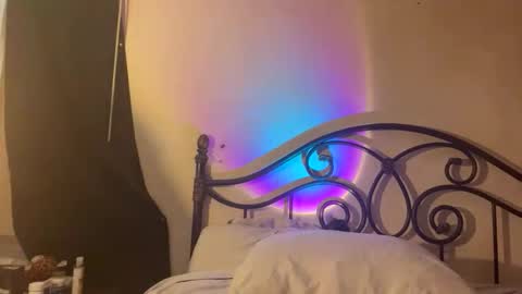 Snapshot of fallen_jezabel chatting on November 2025 01:47:01 AM fallen_jezabel online show from November 2025 01:47:01 AM