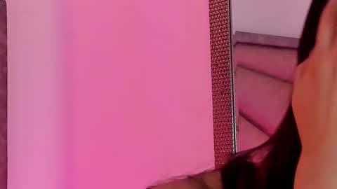 Snapshot of faloonroussel chatting on January 2026 06:35:02 PM Faloon online show from January 2026 06:35:02 PM