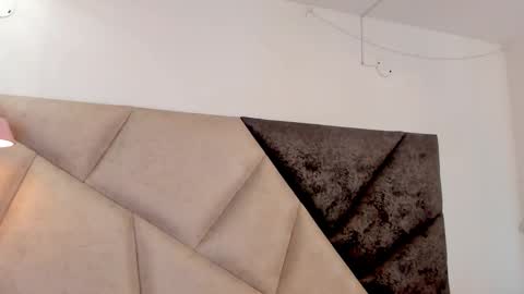 Snapshot of faloonroussel chatting on February 2026 06:20:01 PM Faloon online show from February 2026 06:20:01 PM