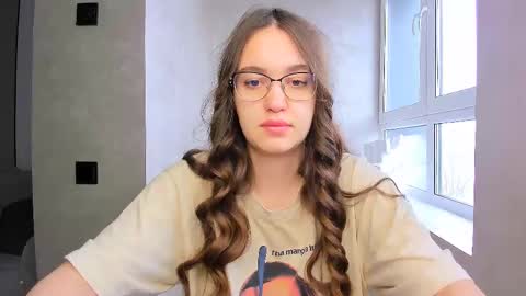 Snapshot of fancy_bunny chatting on February 2025 06:42:02 AM fancy bunny online show from February 2025 06:42:02 AM