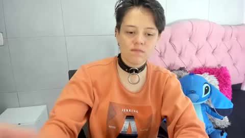 Snapshot of fanny_18 chatting on October 2025 03:34:02 PM FANNY online show from October 2025 03:34:02 PM