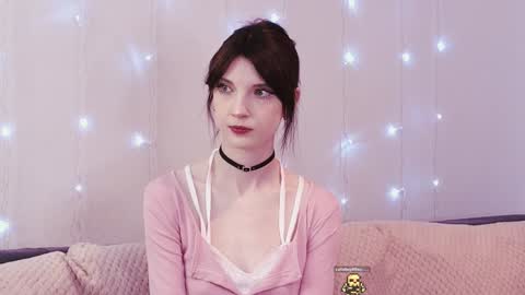 Kim online show from January 2025 04:17:01 PM