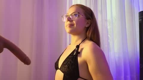 Farah online show from February 2025 03:09:02 PM