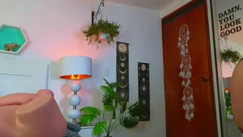 Farah online show from January 2026 12:08:02 PM