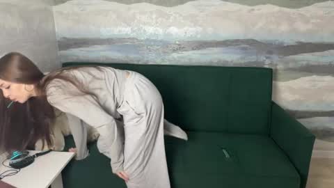 Anna Scovich online show from October 2025 12:39:01 PM