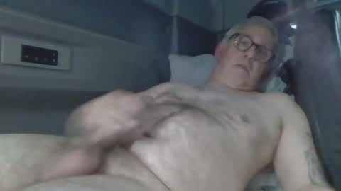 Snapshot of farko6 chatting on September 2025 12:40:01 PM farko6 online show from September 2025 12:40:01 PM