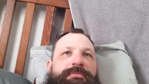 Snapshot of farm2boy chatting on February 2025 06:15:02 PM Farm2boy online show from February 2025 06:15:02 PM