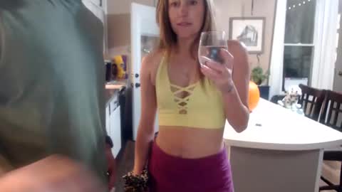 Snapshot of farmgirl__ chatting on October 2025 11:46:01 PM FarmGirl and Daddy online show from October 2025 11:46:01 PM