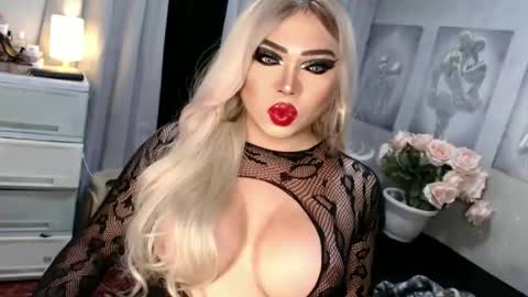 vana online show from July 2026 06:04:01 PM