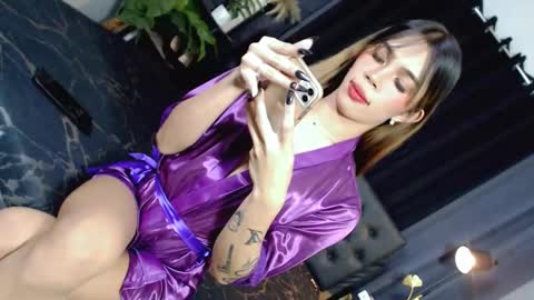 Snapshot of fascinatingtransvalerie chatting on February 2025 06:04:02 PM fascinatingtransvalerie online show from February 2025 06:04:02 PM