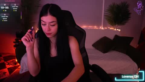 Nellie online show from April 2026 10:09:02 PM