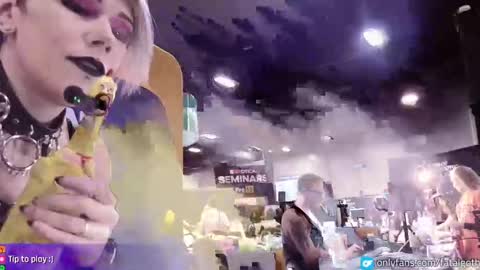  Lily  Waifu  online show from October 2025 10:17:02 PM