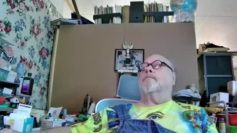 Snapshot of fatfreddythecat chatting on December 2024 09:28:02 PM Fred. online show from December 2024 09:28:02 PM