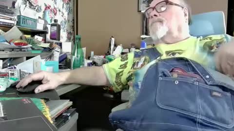 Snapshot of fatfreddythecat chatting on January 2025 08:03:01 AM Fred. online show from January 2025 08:03:01 AM