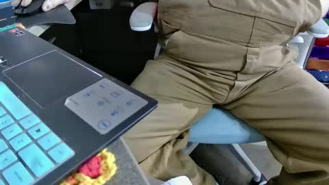 Snapshot of fatfreddythecat chatting on January 2025 02:06:01 AM Fred. online show from January 2025 02:06:01 AM