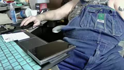 Snapshot of fatfreddythecat chatting on February 2025 10:34:02 PM Fred. online show from February 2025 10:34:02 PM