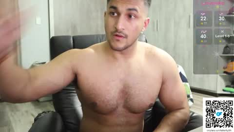 Snapshot of fatherfly001 chatting on October 2025 09:24:02 PM fatherfly001 online show from October 2025 09:24:02 PM