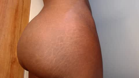 lexie online show from February 2026 05:44:02 AM