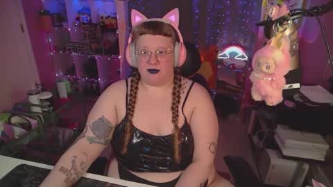 FatVeronica online show from March 2026 06:00:01 PM