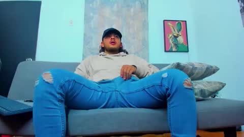 favid95 online show from March 2026 06:58:01 PM