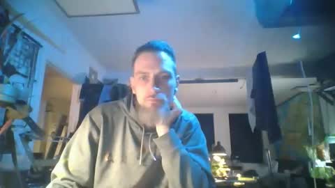 Snapshot of feelfemdom chatting on October 2025 04:52:01 PM feelfemdom online show from October 2025 04:52:01 PM