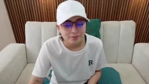 Snapshot of feelina_firesoul chatting on June 2026 12:48:01 PM Feelena online show from June 2026 12:48:01 PM