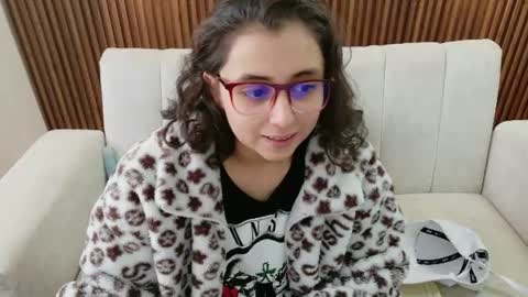 Snapshot of feelina_firesoul chatting on July 2026 03:38:01 PM Feelena online show from July 2026 03:38:01 PM