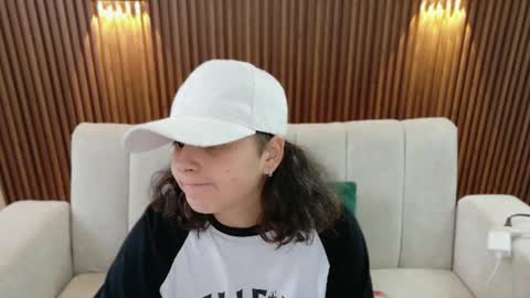 Snapshot of feelina_firesoul chatting on August 2026 06:00:01 PM Feelena online show from August 2026 06:00:01 PM