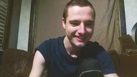 Snapshot of feelingverynaughty chatting on January 2025 10:19:01 PM ask me online show from January 2025 10:19:01 PM