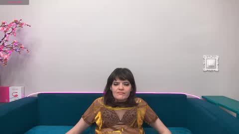 Laura online show from May 2026 09:31:01 PM