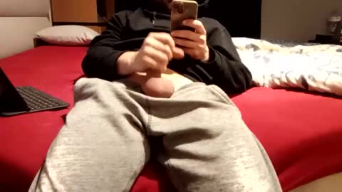 Snapshot of feetlovd chatting on November 2025 08:09:01 PM GRM online show from November 2025 08:09:01 PM