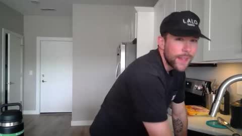 Ethan Slayher online show from May 2026 08:39:01 PM