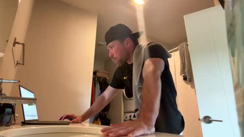 Ethan Slayher online show from May 2026 11:44:01 PM