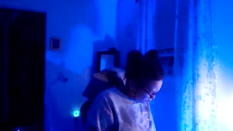 Snapshot of feetnymph chatting on December 2025 12:16:02 AM Soley online show from December 2025 12:16:02 AM