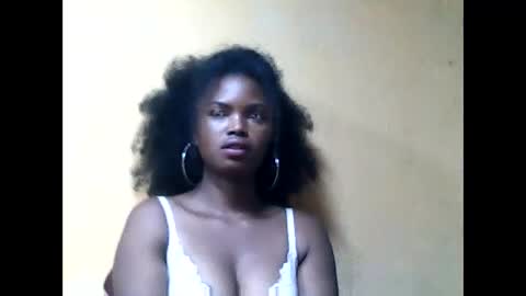 felicia422300 online show from May 2026 06:20:01 AM