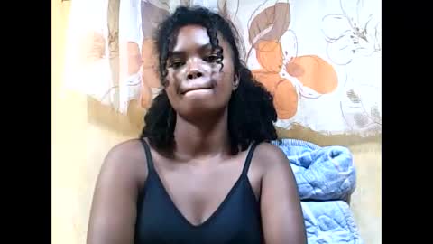 felicia422300 online show from May 2026 06:38:02 PM