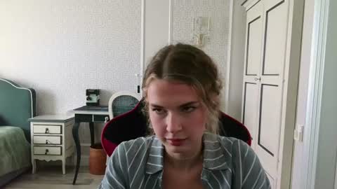 Zoe online show from July 2026 12:12:02 PM
