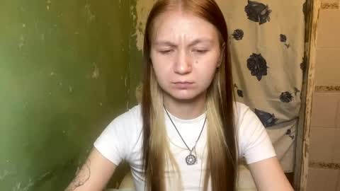 Lola online show from May 2026 09:10:02 PM