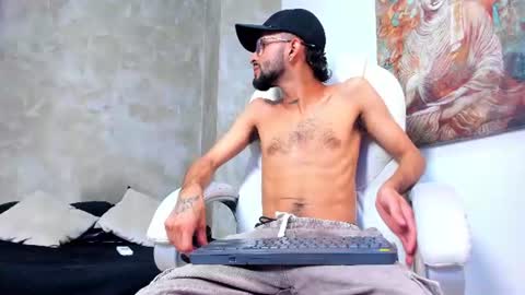 Felipe online show from July 2026 03:25:02 AM