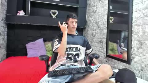 felipe fiire online show from May 2026 02:57:01 PM