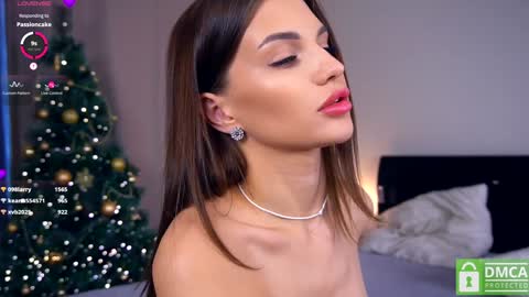 Snapshot of felissiany chatting on January 2025 10:06:02 AM Hello im Nova online show from January 2025 10:06:02 AM