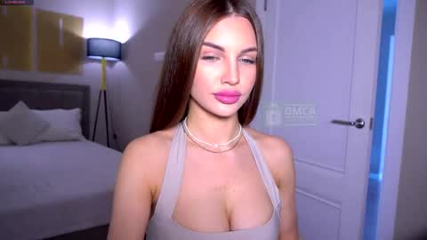 Hello im Nova online show from May 2026 01:14:02 AM