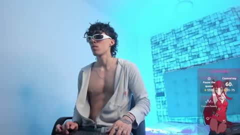 Snapshot of felix__star chatting on October 2025 07:53:01 PM Felix online show from October 2025 07:53:01 PM