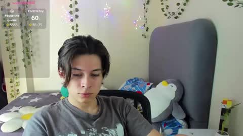 Snapshot of felix_leex chatting on December 2024 07:41:02 PM Felix leex online show from December 2024 07:41:02 PM