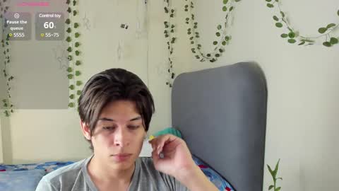 Snapshot of felix_leex chatting on January 2025 08:53:01 PM Felix leex online show from January 2025 08:53:01 PM