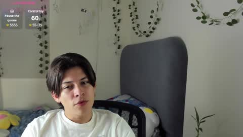 Snapshot of felix_leex chatting on February 2025 10:30:02 PM Felix leex online show from February 2025 10:30:02 PM